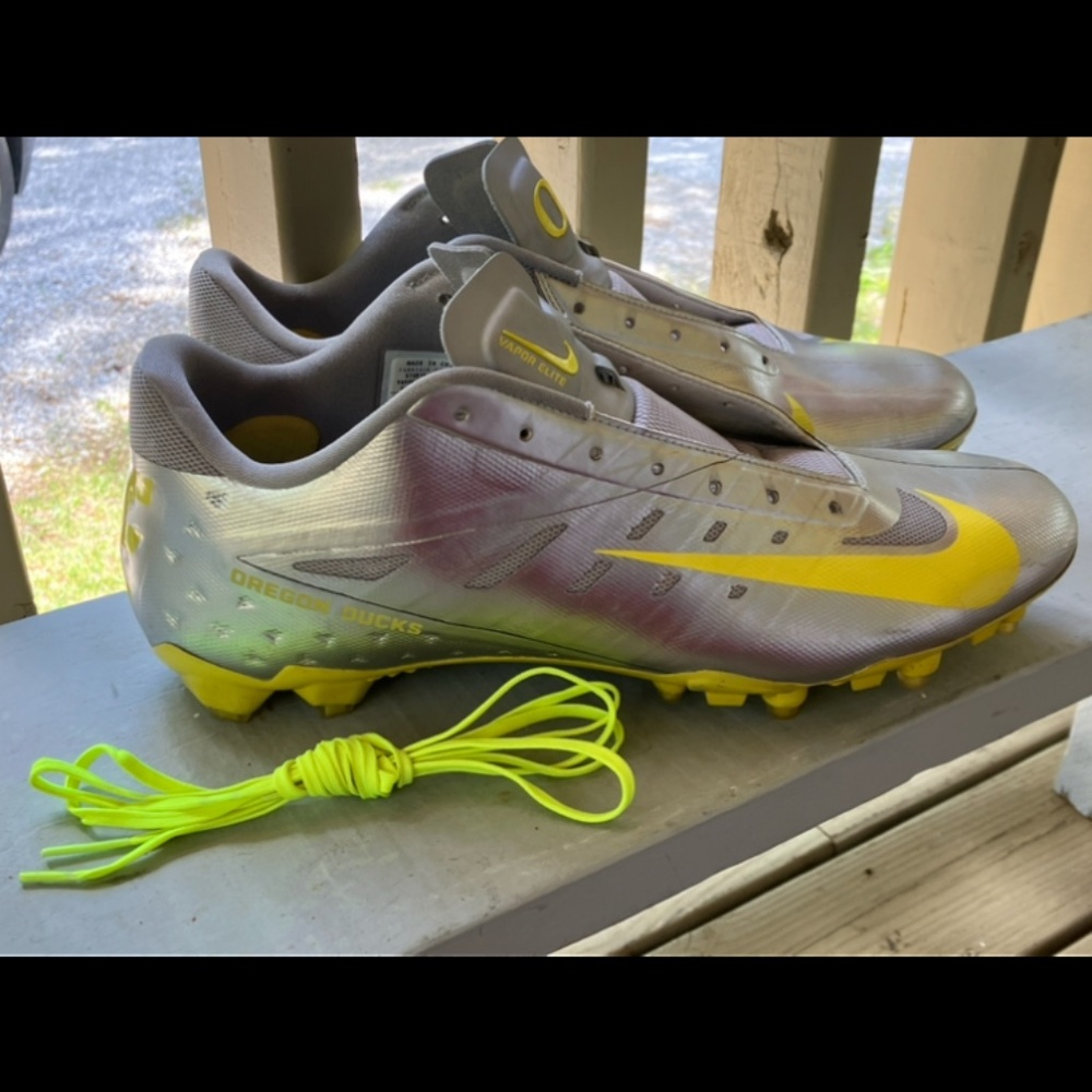 Nike Oregon Ducks Promo Sample Cleats Chrome Yellow Strike M15 Vapor Talon Shoes